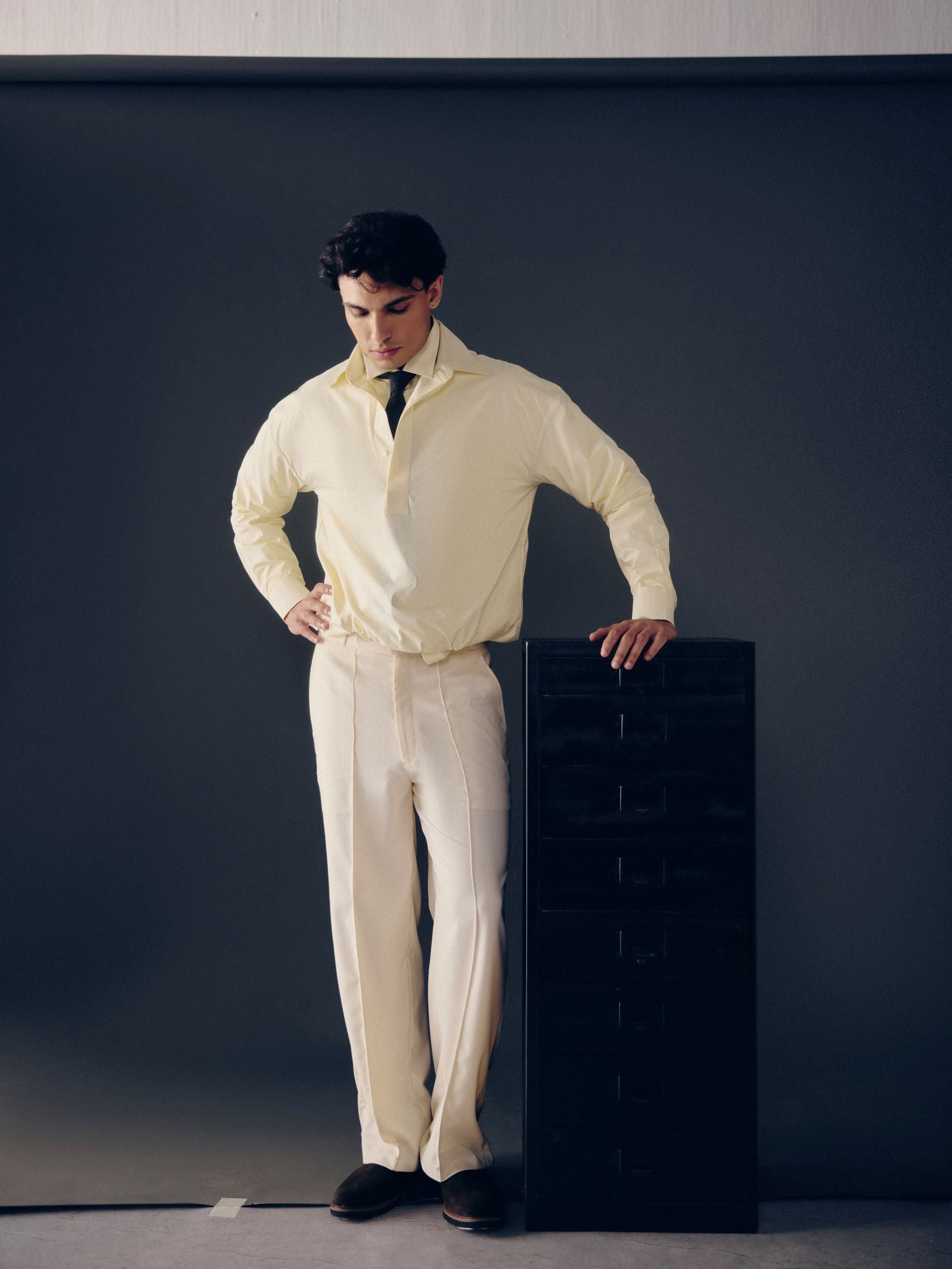 The Pull Shirt - Lemon