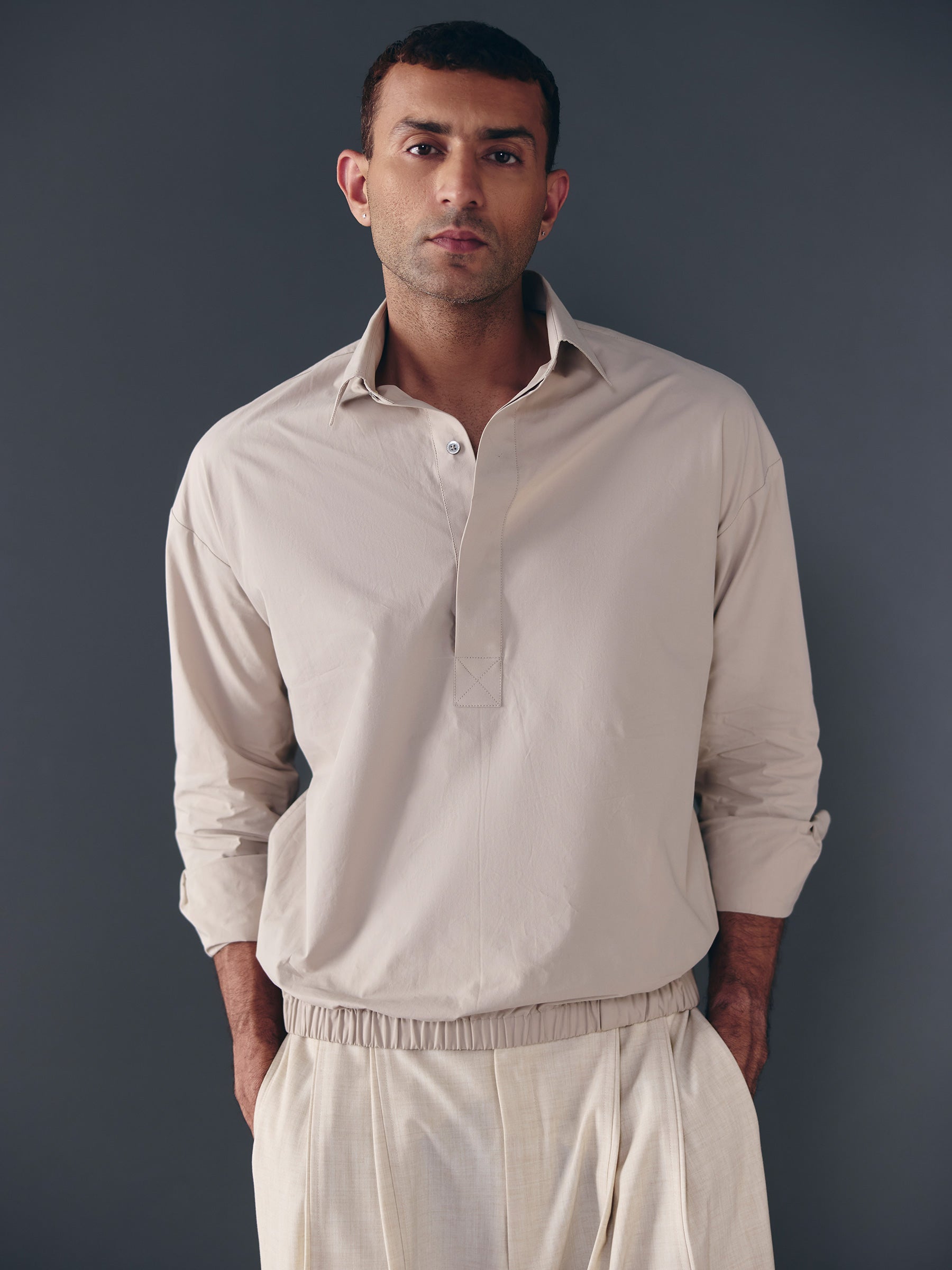 The Pull Shirt - Beige