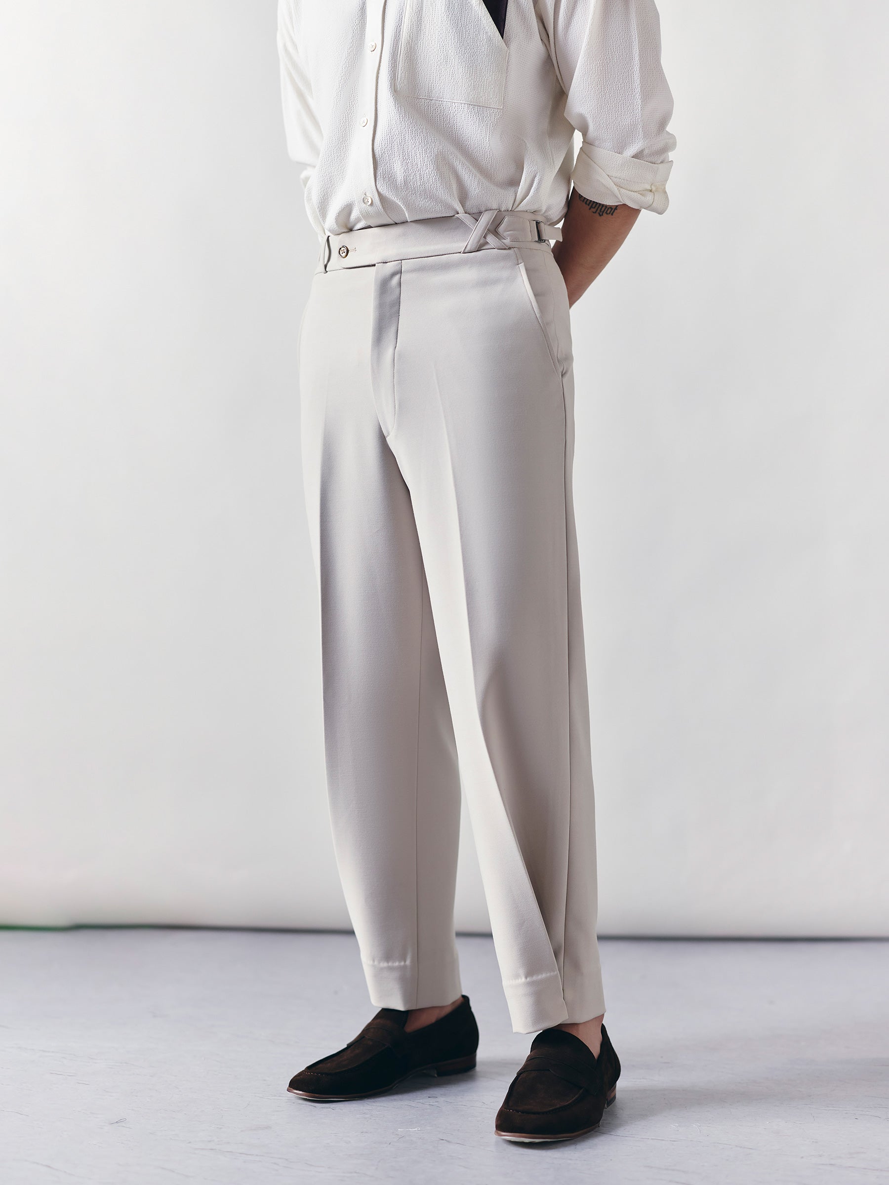The Pivot Trouser - Beige