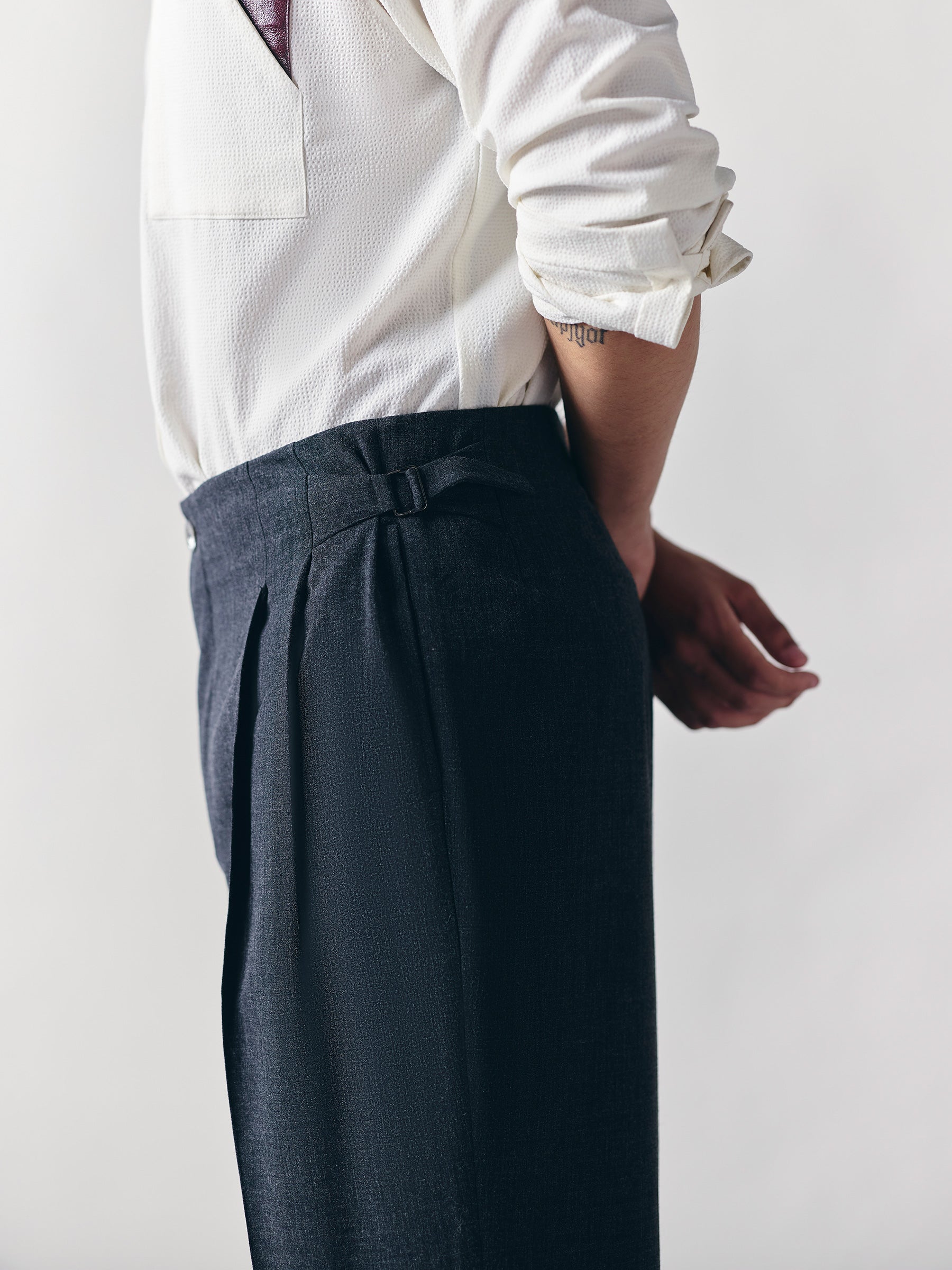 The Define Trouser - Charcoal